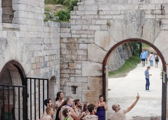 Gostinjska kuća Danica 2*